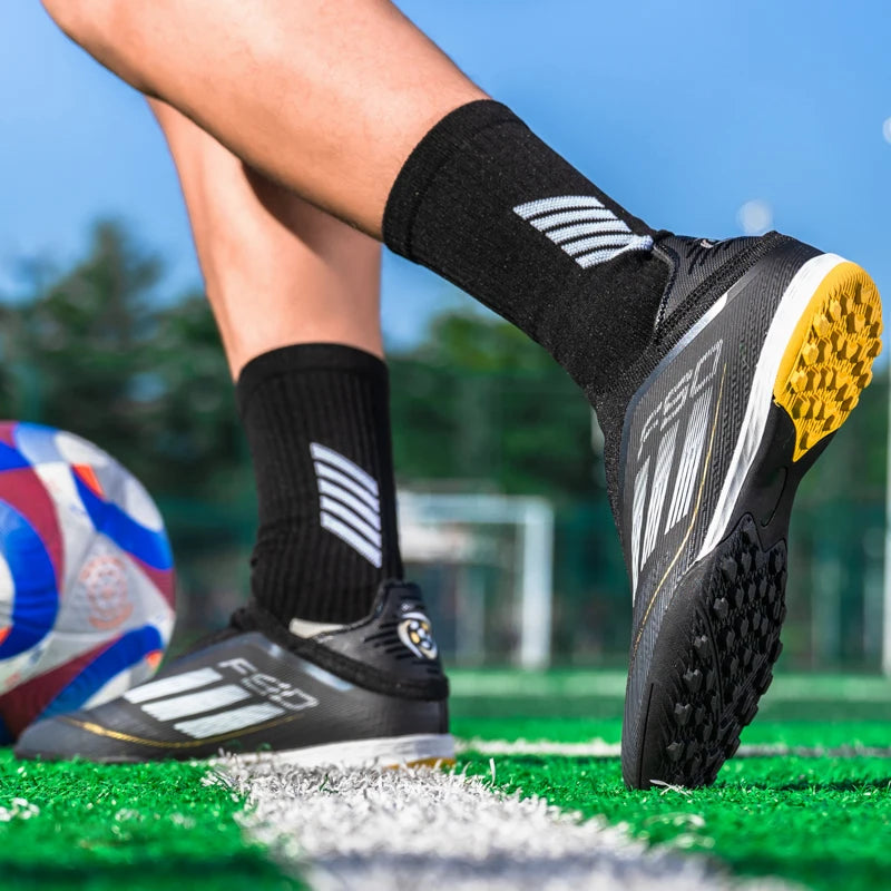 Men Football Shoes TF/FG Outdoor Training Sneaker Sport Original Society Soccer Shoes Professional Cleats Football Field Boots